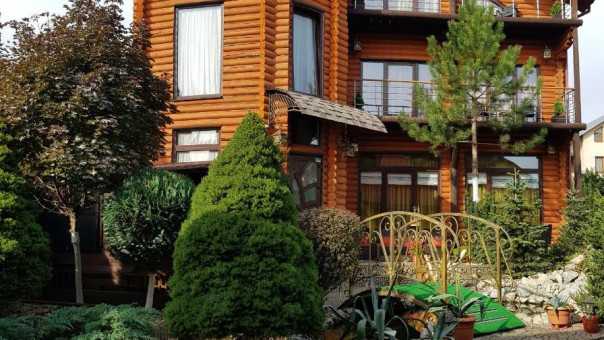 Готелі Чернівці