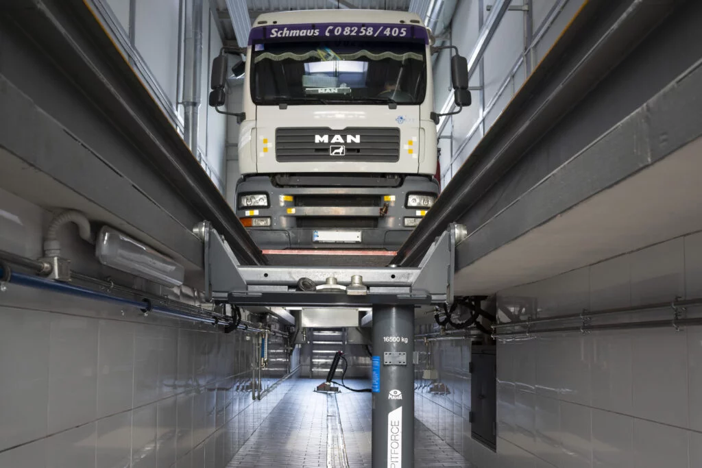 сервіс MAN Україна