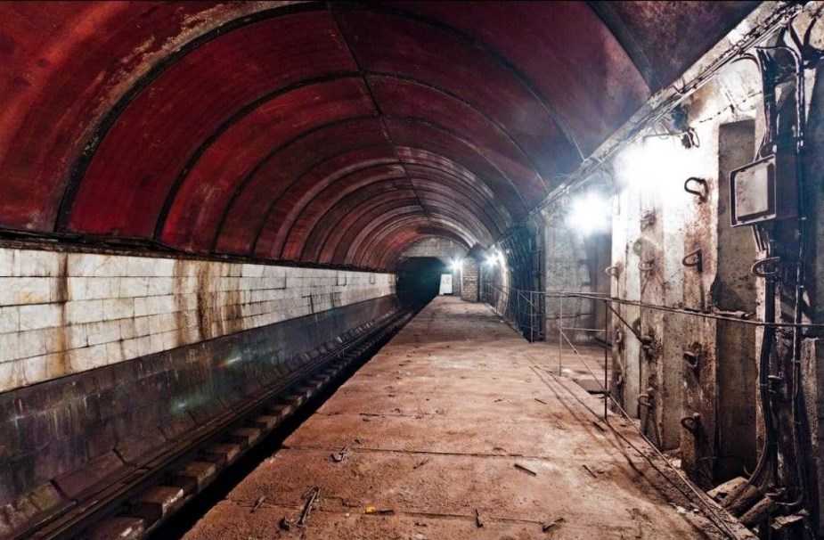 станції метро