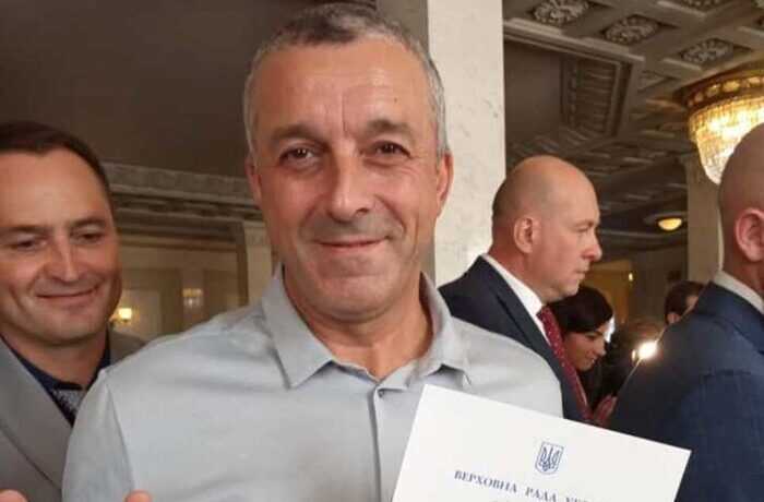 Нардеп з Буковини Мазурашу зареєстрував законопроєкт про заборону ворожіння та надання езотеричних послуг