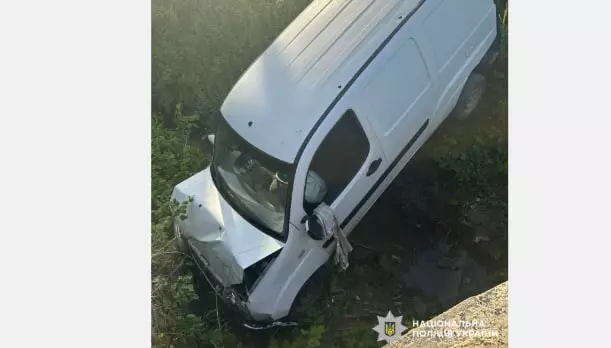 На Буковині водій Fiat Doblo з’їхав у кювет та потрапив до лікарні