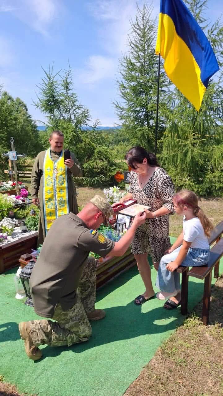 Сергію Палічуку посмертно вручили державну нагороду: подвиг захисника із Сторожинецької громади.