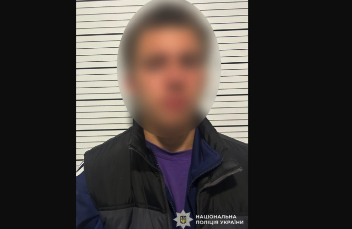 Трагедія на Хмельниччині 22-річний хлопець загинув від удару в голову від підлітка