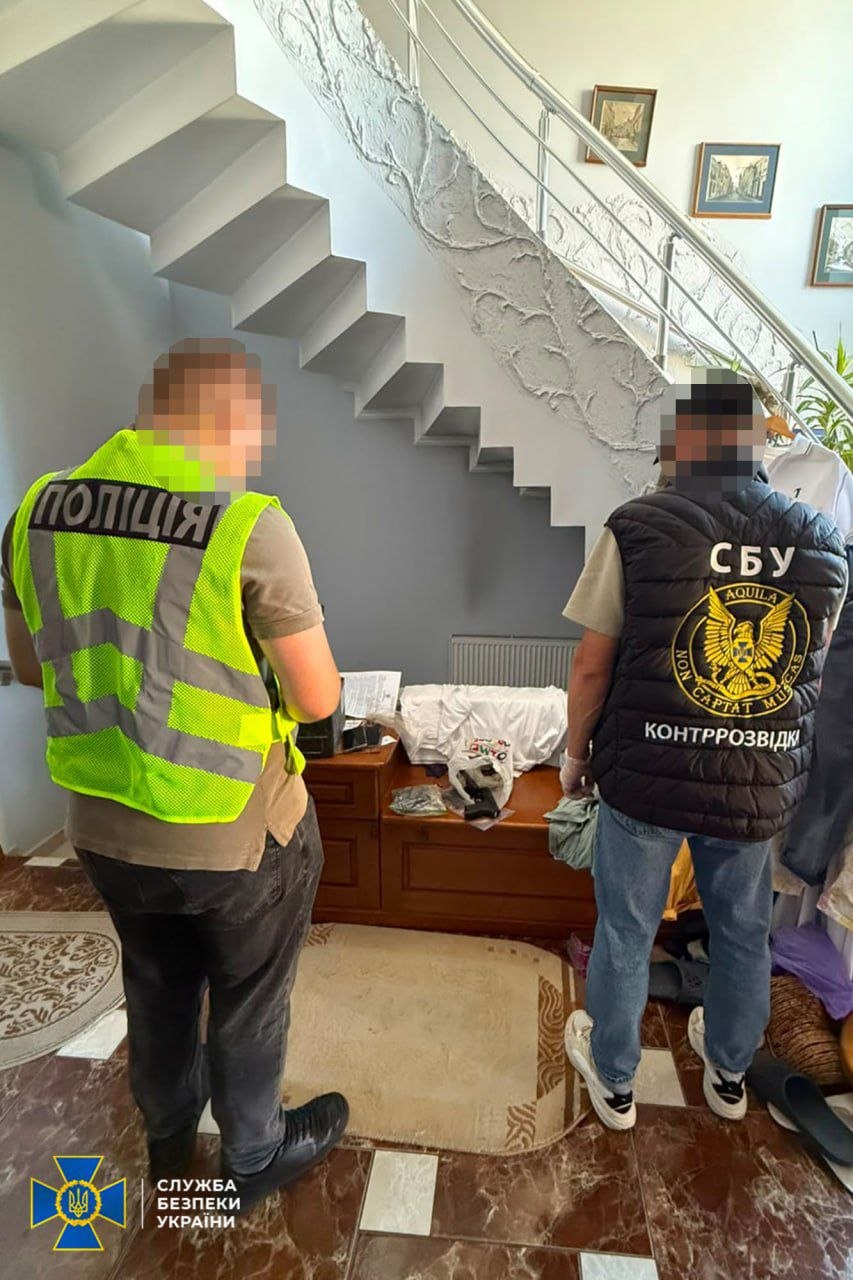 СБУ закрила на Буковині нелегальний бізнес з продажу трофейної зброї та виявила підпільну майстерню